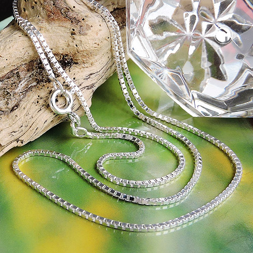 Chaîne argent sterling box 1mm avec fermoir à ressort