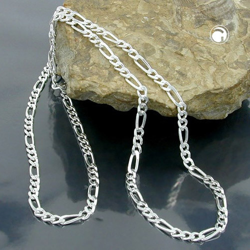 Collier argent figaro 3mm porté sur un buste