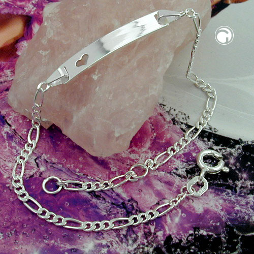 Bracelet identité argent sterling coeur découpé vue rapprochée