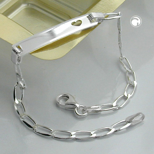 Vue rapprochée du bracelet identité en argent sterling avec fermoir lobster