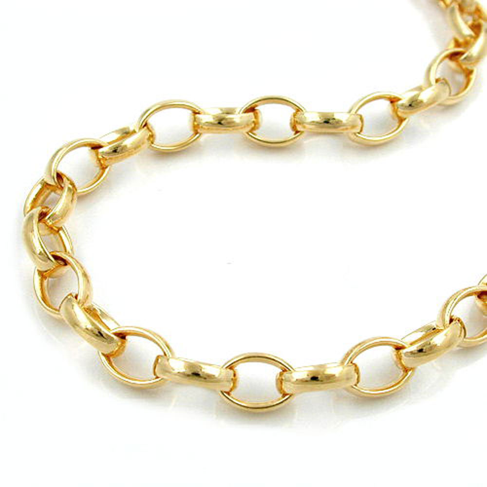 Collier plaqué or chaîne ancre 5mm sur fond blanc