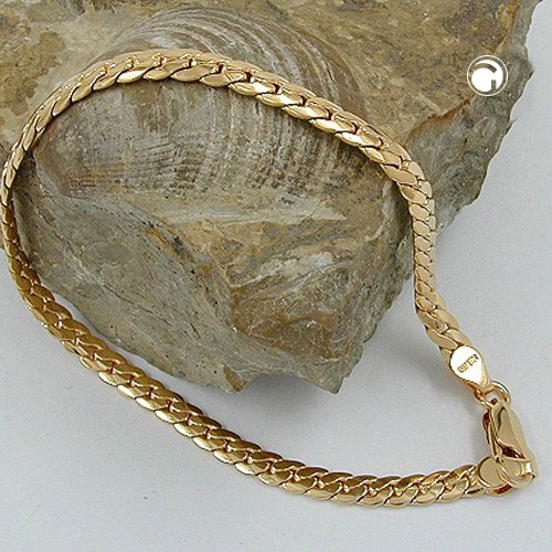 Collier plaqué or maillon large 4mm sur fond blanc