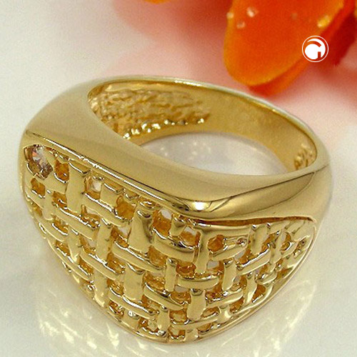 Bague dorée chic en plaqué or 18k ornée d'un zirconium