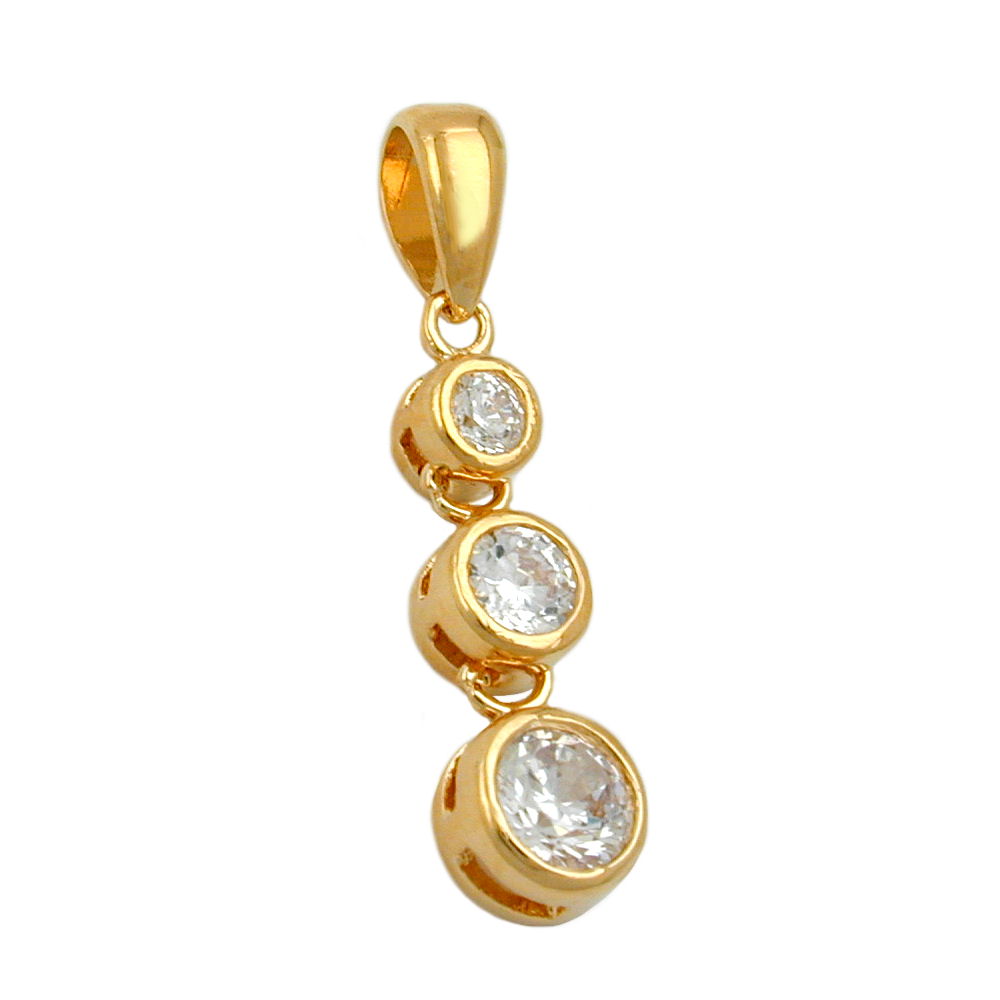 Pendentif plaqué or 3 microns avec trois zirconias blancs