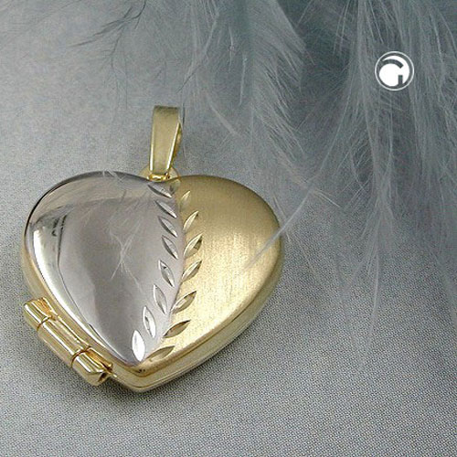 Pendentif cœur en or 9 carats vue de face