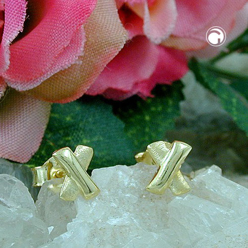 Paire de boucles d'oreilles or 8k, design délicat, dimensions 6x5 mm