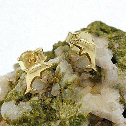 Boucles d'oreilles or forme dauphin 8x3mm