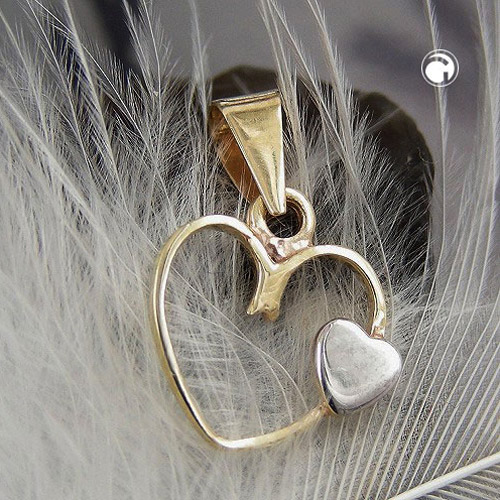 Pendentif cœur or jaune et rhodié 9 carats vue détaillée
