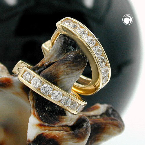 Créoles or bicolores avec zirconias de profil