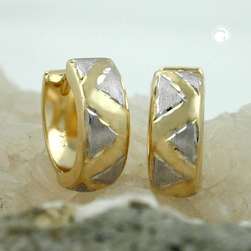 Paire de boucles d'oreilles or 9k diamanté finition mate et brillante