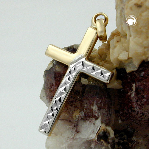 Vue détaillée du pendentif croix or 9k rhodié