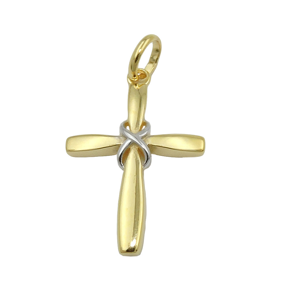 Pendentif croix or 9 carats bicolore sur fond blanc