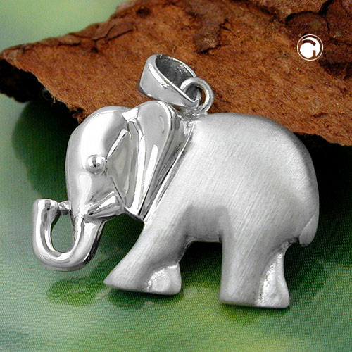 Bijou argent éléphant pendentif vue de face