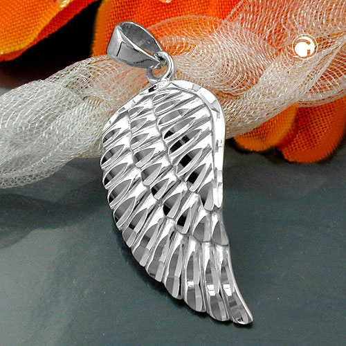 Pendentif aile en argent sterling vue de profil