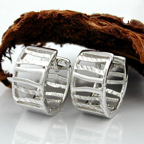 Créoles argent sterling à stries décoratives