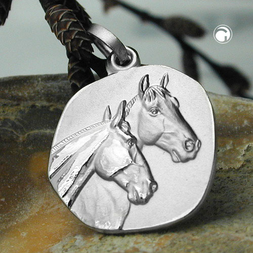 Pendentif argent sterling forme ronde avec motif équestre