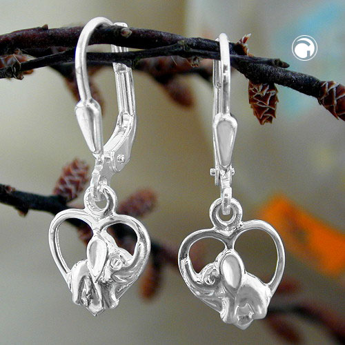 Paire de boucles d'oreilles cœur en argent sterling, vue de face