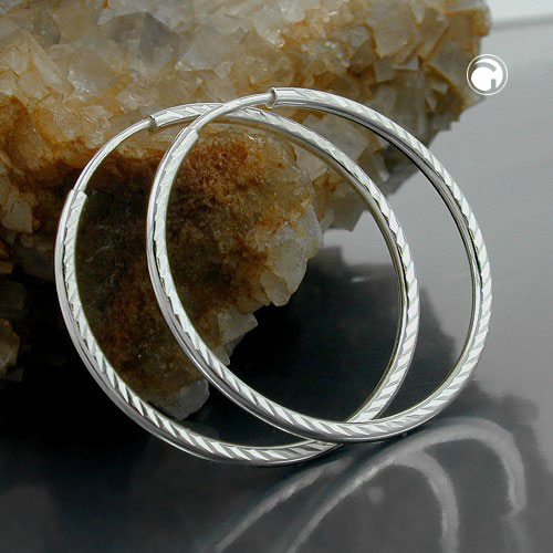 Créoles en argent sterling avec finition diamantée et fermoir charnière
