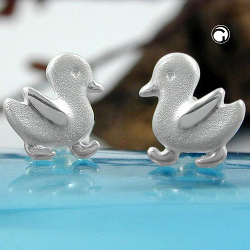 Paire de puces d'oreilles argent avec motif canard, détail