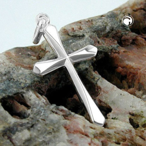 Pendentif croix argent sterling sur fond blanc