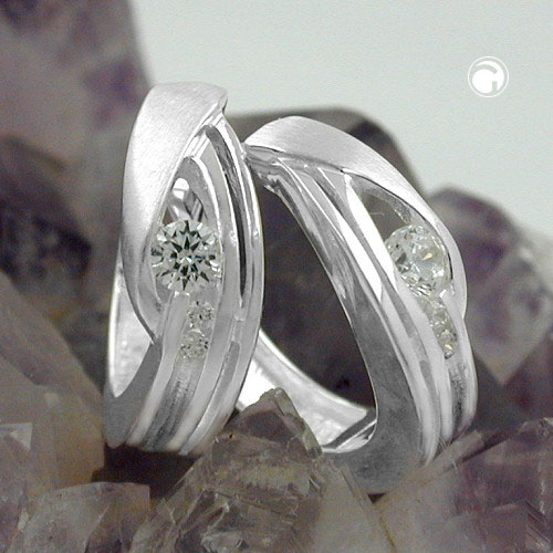 Créoles argent sterling zirconia vue de profil