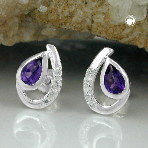 Paire de studs argent et améthyste sur fond clair