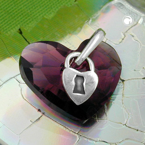 Pendentif argent sterling coeur cristal violet vue rapprochée