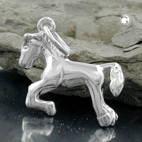 Pendentif équin argent sterling, détail du motif