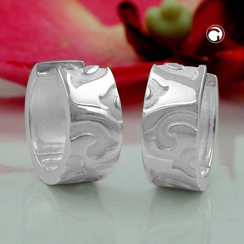 Créoles argent sterling à motif contrasté, vue de face
