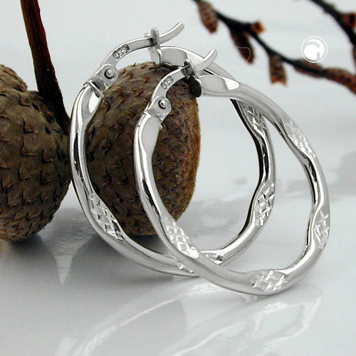 Paire de boucles d'oreilles argent sterling à facettes diamant