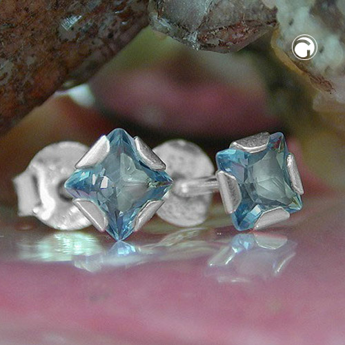 Paire de boucles d'oreilles argent sterling avec cristal aquamarine