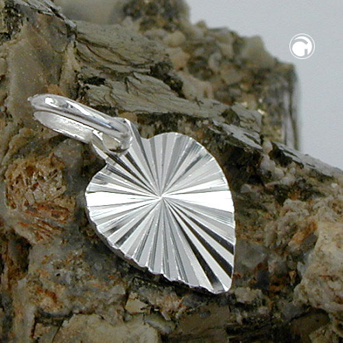 Bijou argent cœur diamanté vue détaillée