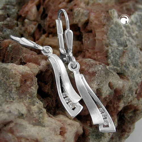 Paire de boucles d'oreilles argent sterling à fermoir levier et zirconiums