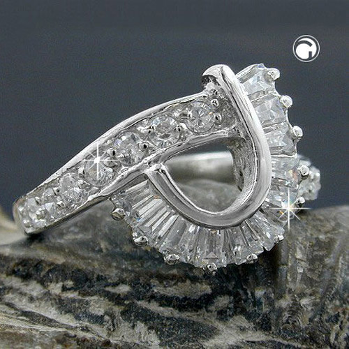 Bague argent sterling ornée de zircons design élégant