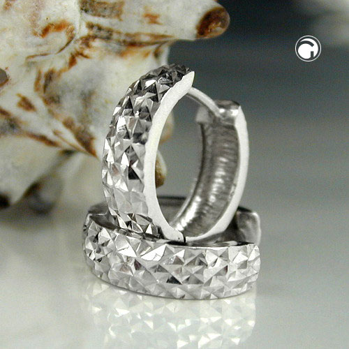 Paire de boucles d'oreilles argent sterling facettées style hoop