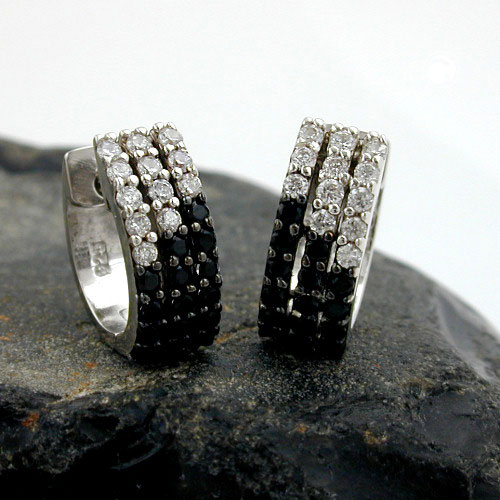 Paire de boucles d'oreilles argent sterling avec zircon blanc et noir