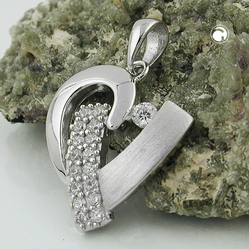 Pendentif argent sterling coeur zirconia vue de face