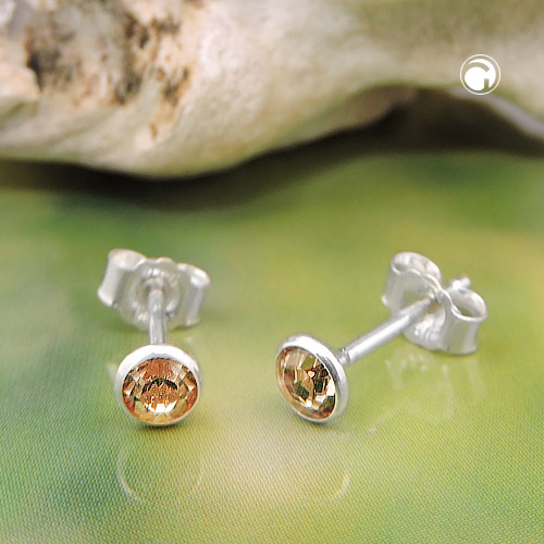 Puces d'oreilles argent sterling 4 mm zirconia