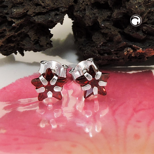Paire de boucles d'oreilles puce argent étoile rouge