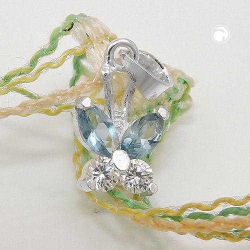 Bijou argent papillon orné d'une pierre bleue et de zirconiums vue de face