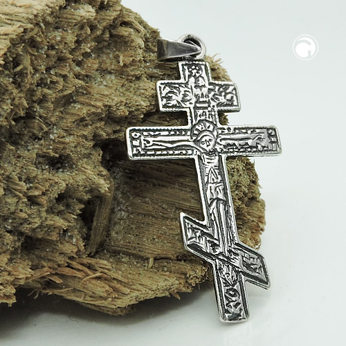 Pendentif croix russe argent oxydé, détail de la texture