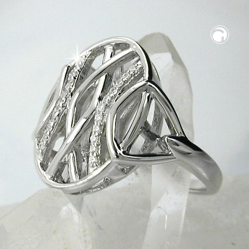 Bague argent sterling zircons sur fond blanc