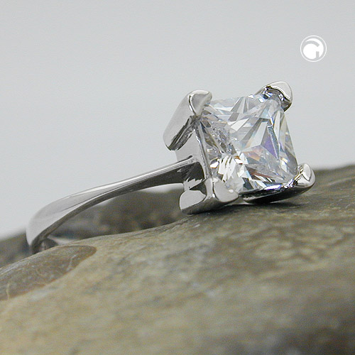 Bague argent sterling rhodiée avec cubic zirconia carré vue de profil