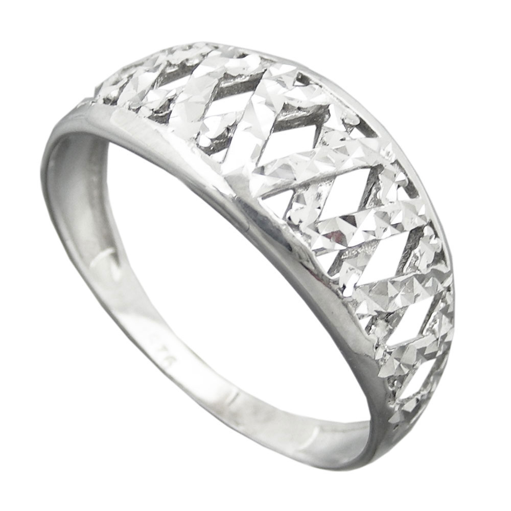 Bague argent 925 motif croix diamanté vue de face
