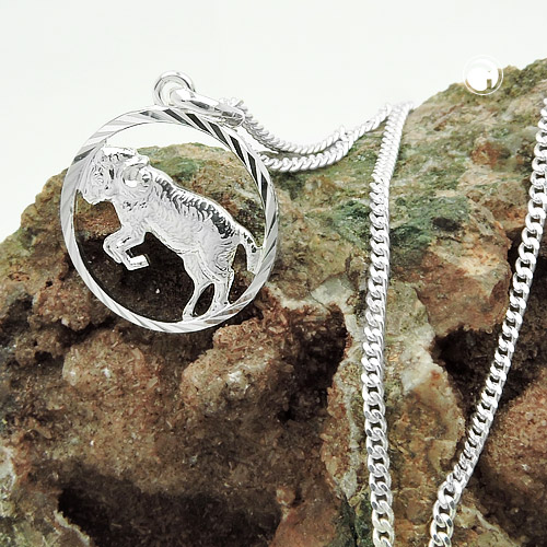 Pendentif Bélier en argent sterling sur chaîne