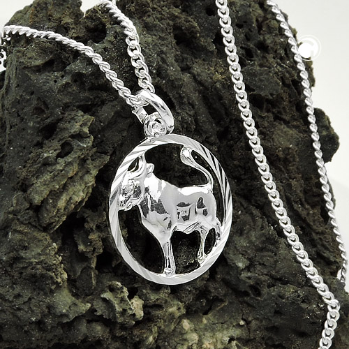Pendentif Taureau en argent sterling collier