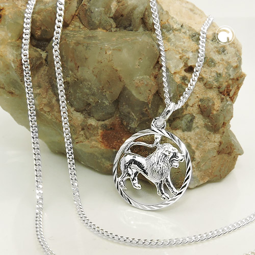 Pendentif lion en argent sterling sur chaîne
