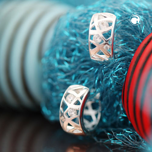 Créoles argent sterling zirconias vue de face
