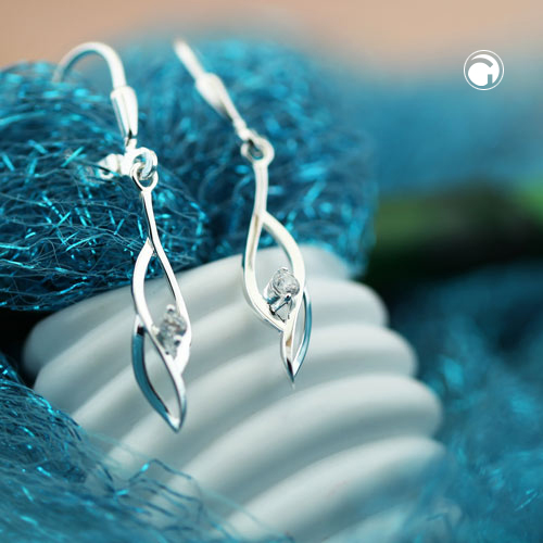 Paire de boucles d'oreilles argent sterling zirconia vue de face