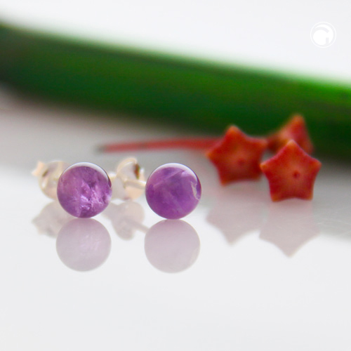 Studs argent améthyste sur fond blanc